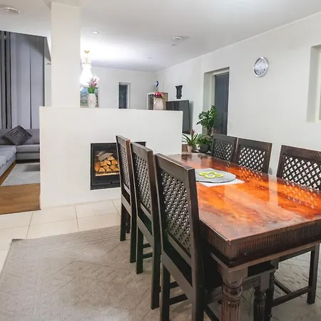 Beautiful House In Marjaniemi, Σπίτι διακοπών Ελσίνκι
