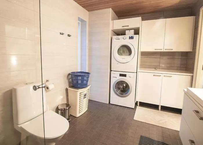 Beautiful House In Marjaniemi, 펜션 *